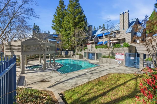 1031 Foxchase Drive, San Jose, CA 95123