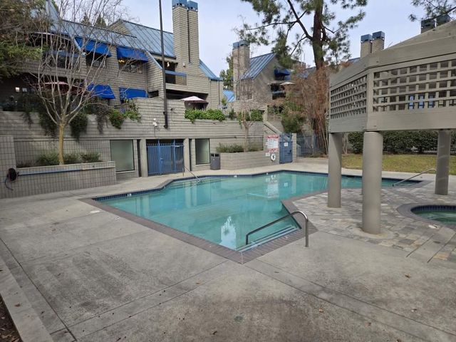 1031 Foxchase Drive, San Jose, CA 95123