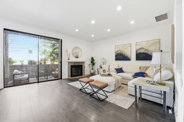 1031 Foxchase Drive, San Jose, CA 95123