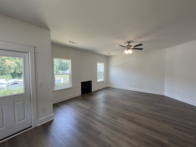 7232 Fairlawn Dr, Fairview, TN 37062