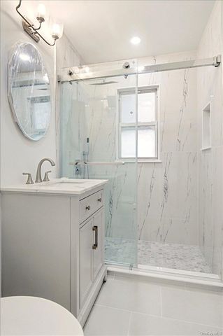 4 Fieldstone Drive 60, Hartsdale, NY 10530