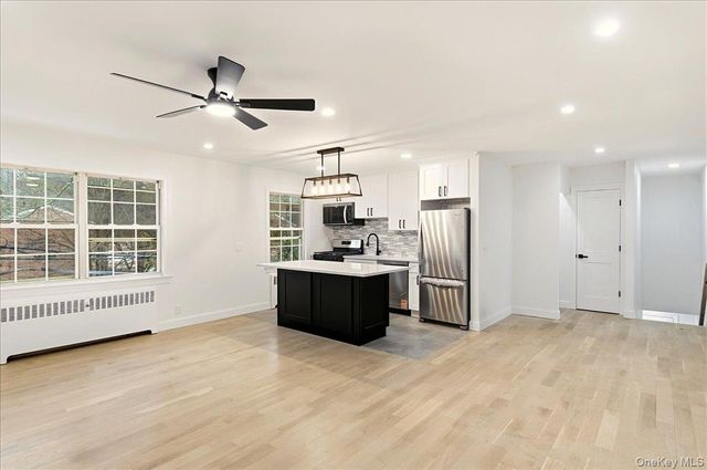 4 Fieldstone Drive 60, Hartsdale, NY 10530