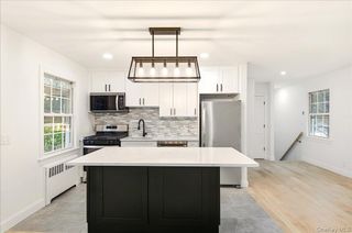 4 Fieldstone Drive 60, Hartsdale, NY 10530