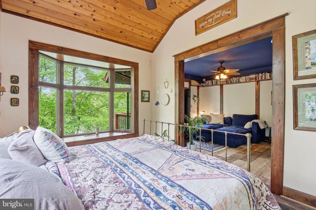 21605 GENTRY LN, Brookeville, MD 20833