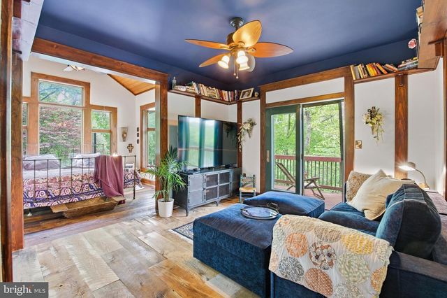 21605 GENTRY LN, Brookeville, MD 20833