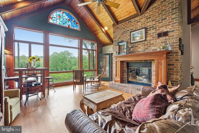21605 GENTRY LN, Brookeville, MD 20833