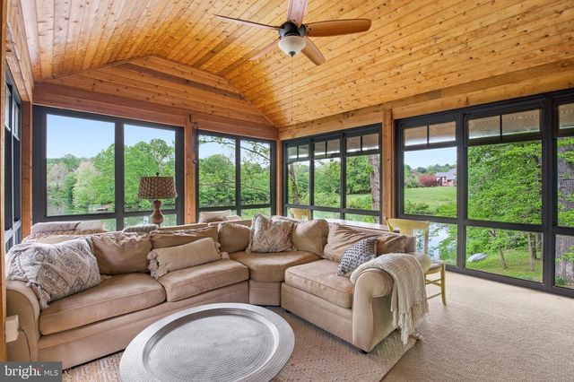 21605 GENTRY LN, Brookeville, MD 20833