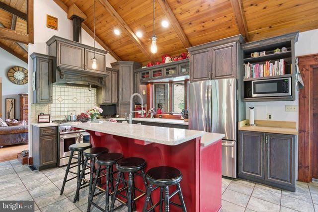 21605 GENTRY LN, Brookeville, MD 20833