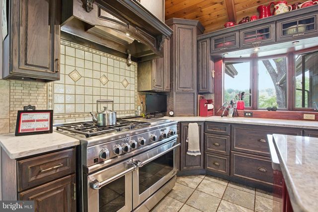 21605 GENTRY LN, Brookeville, MD 20833