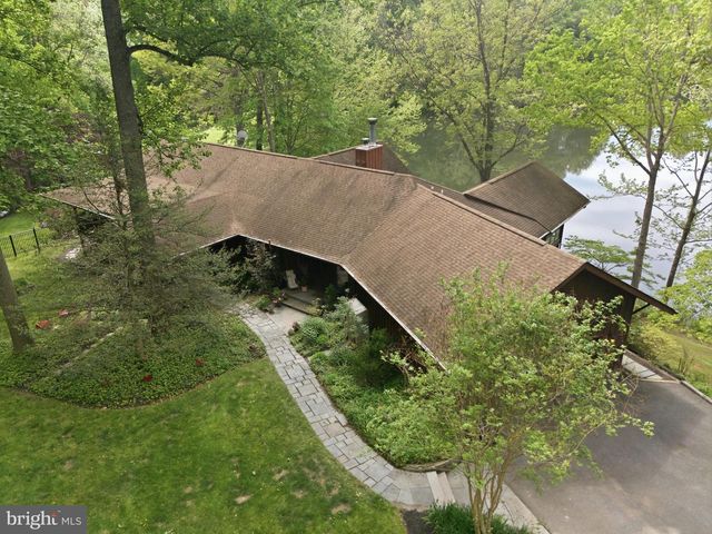 21605 GENTRY LN, Brookeville, MD 20833
