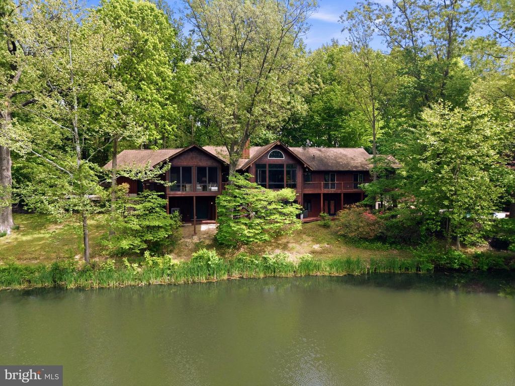 21605 GENTRY LN, Brookeville, MD 20833