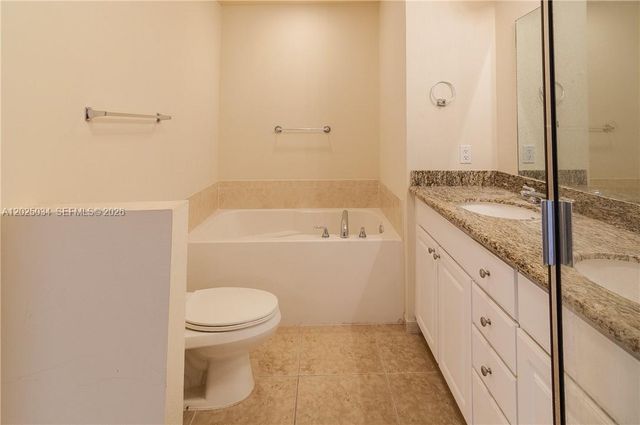 3001 NE 185 ST 624, Aventura, FL 33180