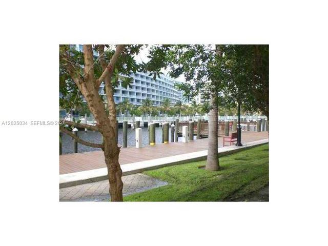 3001 NE 185 ST 624, Aventura, FL 33180