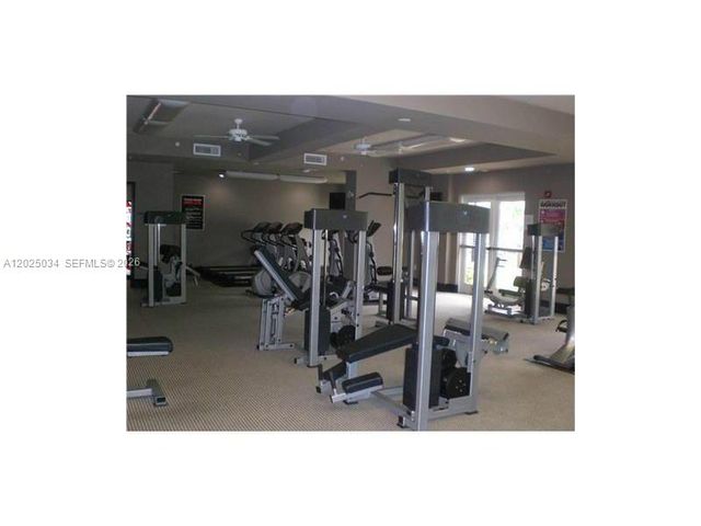 3001 NE 185 ST 624, Aventura, FL 33180