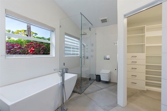 3950 Shearwater Drive, Jupiter, FL 33477