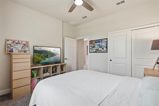 4678 DOVER BLUFF COURT, Valrico, FL 33594