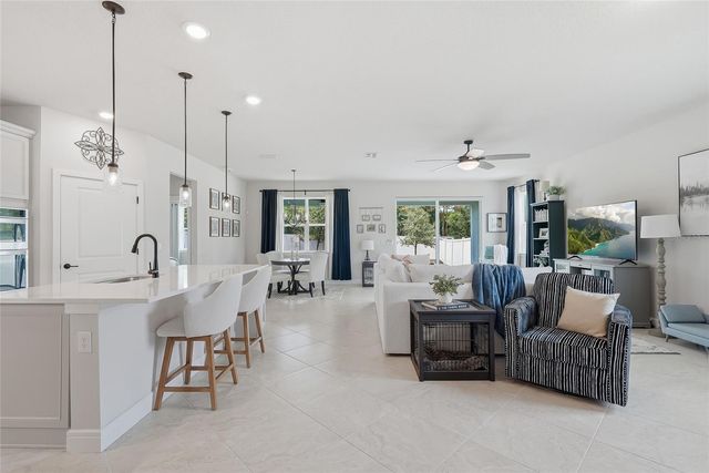 4678 DOVER BLUFF COURT, Valrico, FL 33594