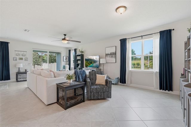 4678 DOVER BLUFF COURT, Valrico, FL 33594