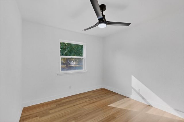 2309 52nd Street, Dallas, TX 75216