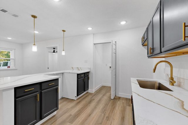 2309 52nd Street, Dallas, TX 75216