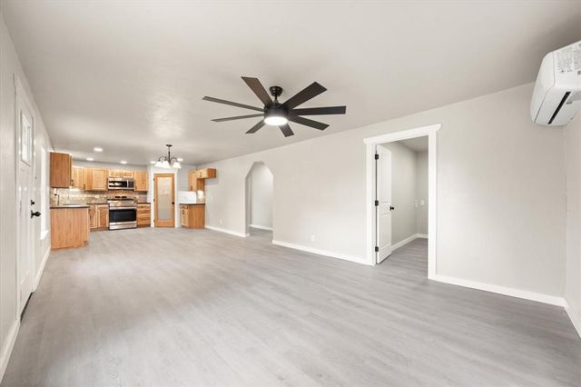 1907 W Oklahoma Avenue, Guthrie, OK 73044