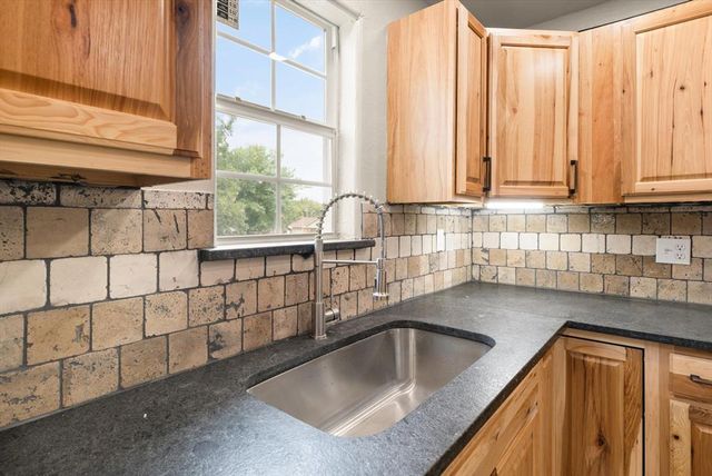 1907 W Oklahoma Avenue, Guthrie, OK 73044