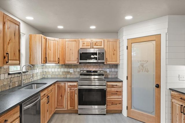 1907 W Oklahoma Avenue, Guthrie, OK 73044