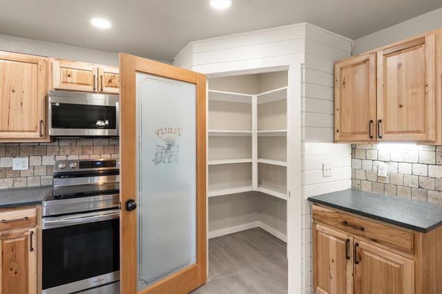 1907 W Oklahoma Avenue, Guthrie, OK 73044