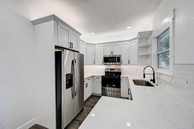 1622 BALLARD PARK DRIVE, Bradenton, FL 34205