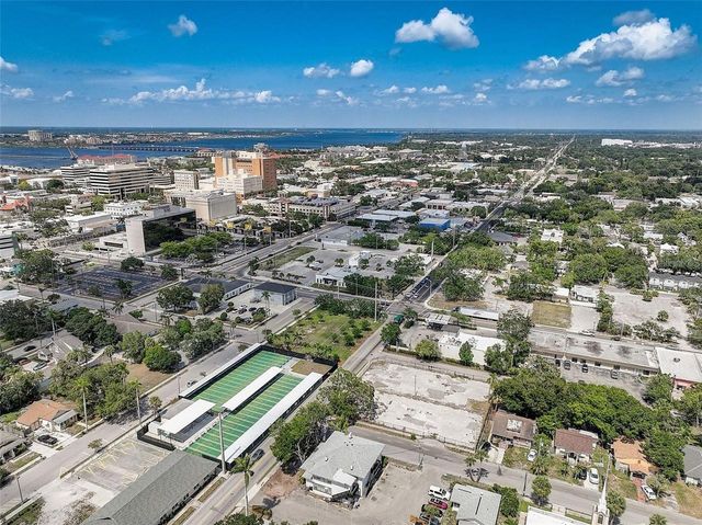 1622 BALLARD PARK DRIVE, Bradenton, FL 34205