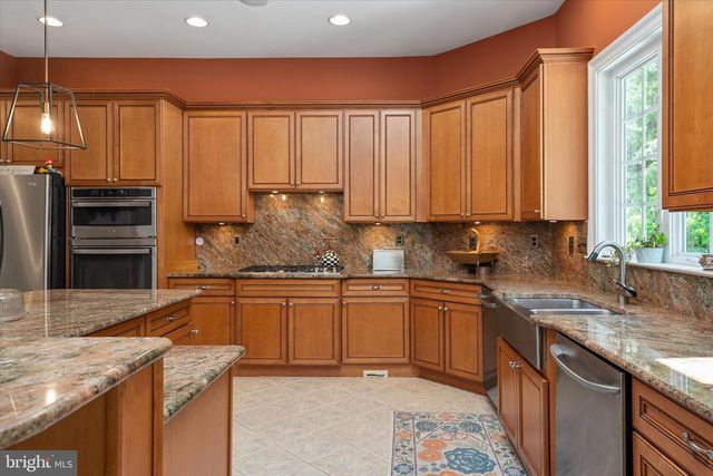 3740 LARKVIEW CT, Dunkirk, MD 20754