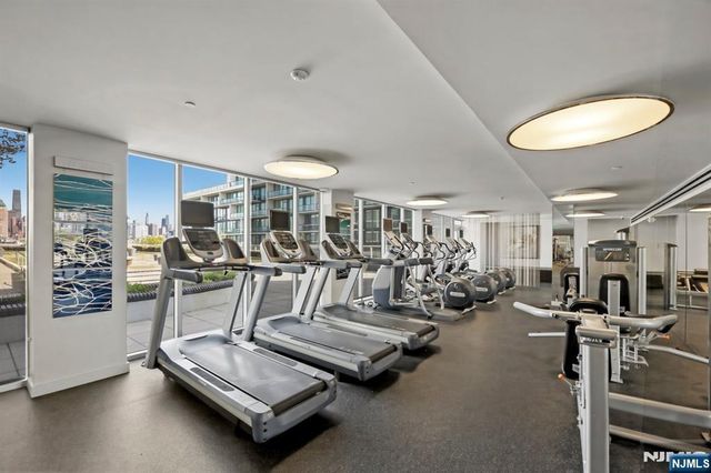 1000 Ave At Port Imperial 102, Weehawken, NJ 07086