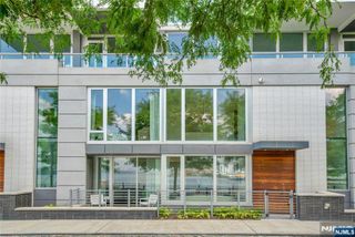 1000 Ave At Port Imperial 102, Weehawken, NJ 07086