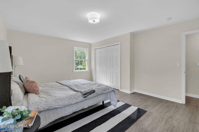 1932 12th Avenue, Toms River, NJ 08757