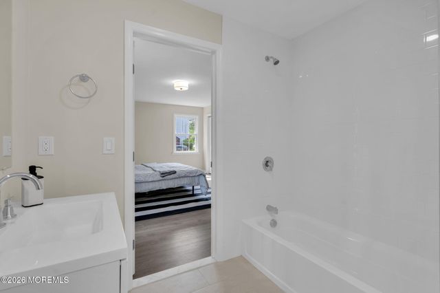 1932 12th Avenue, Toms River, NJ 08757