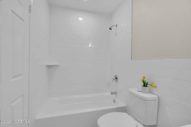 1932 12th Avenue, Toms River, NJ 08757