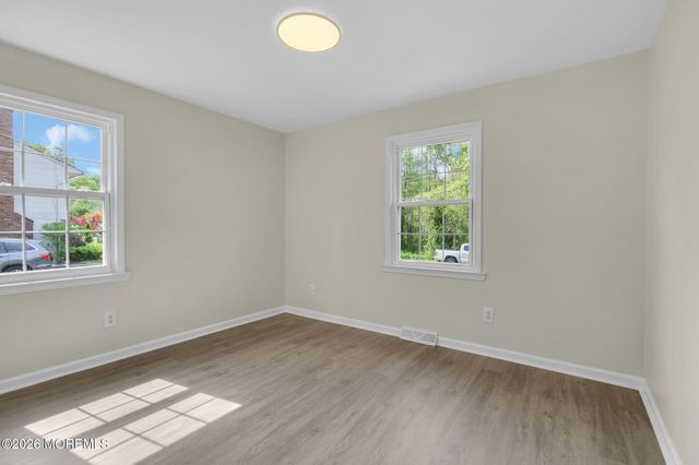 1932 12th Avenue, Toms River, NJ 08757