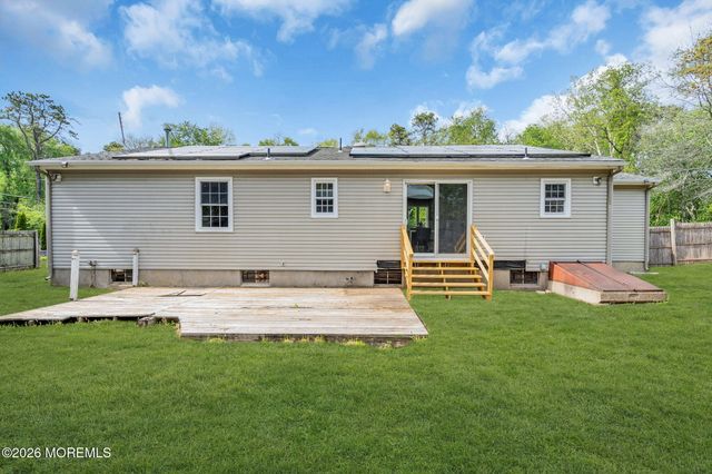 1932 12th Avenue, Toms River, NJ 08757