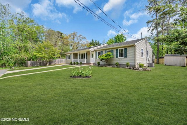 1932 12th Avenue, Toms River, NJ 08757