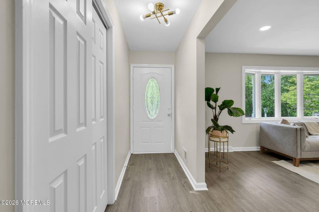 1932 12th Avenue, Toms River, NJ 08757