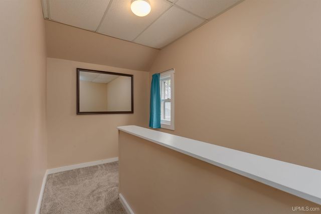 12 S 1st Street, Crystal Falls, MI 49920