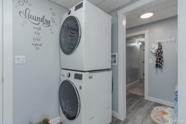 12 S 1st Street, Crystal Falls, MI 49920