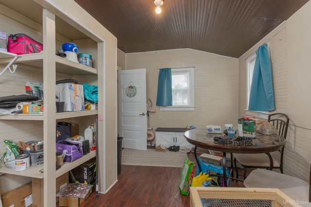 12 S 1st Street, Crystal Falls, MI 49920