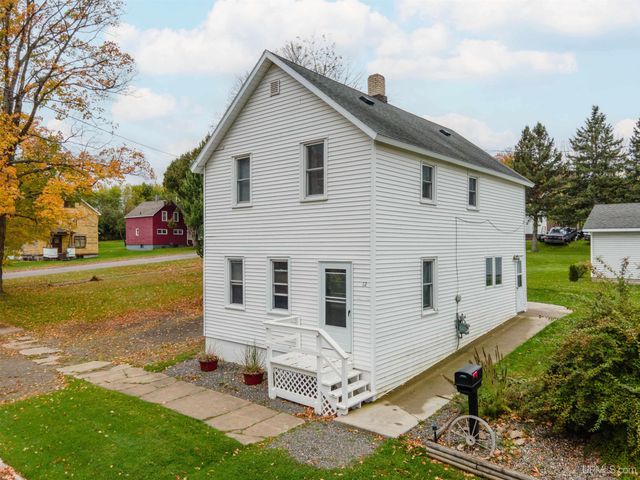 12 S 1st Street, Crystal Falls, MI 49920