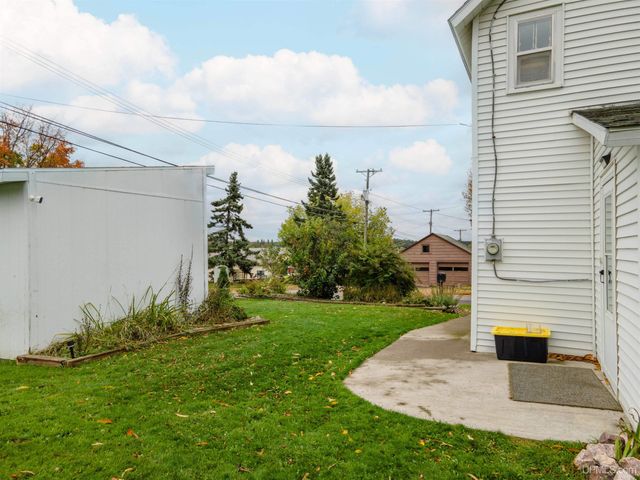 12 S 1st Street, Crystal Falls, MI 49920