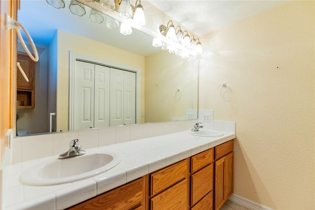 4 Settle Lane, Bella Vista, AR 72714