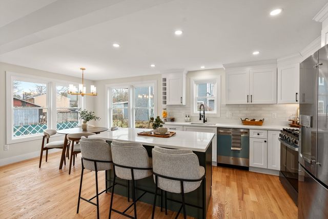 24 Lowell St, Wilmington, MA 01887