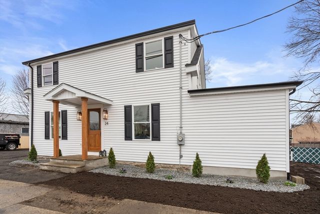 24 Lowell St, Wilmington, MA 01887