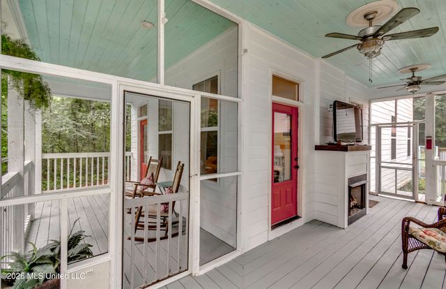 160 Ms-469, Florence, MS 39073