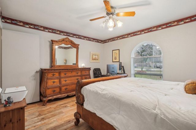 21707 Glenbranch Drive, Spring, TX 77388